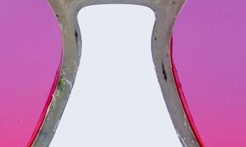 Ocean_Red_Mirror_Close_Up.jpg